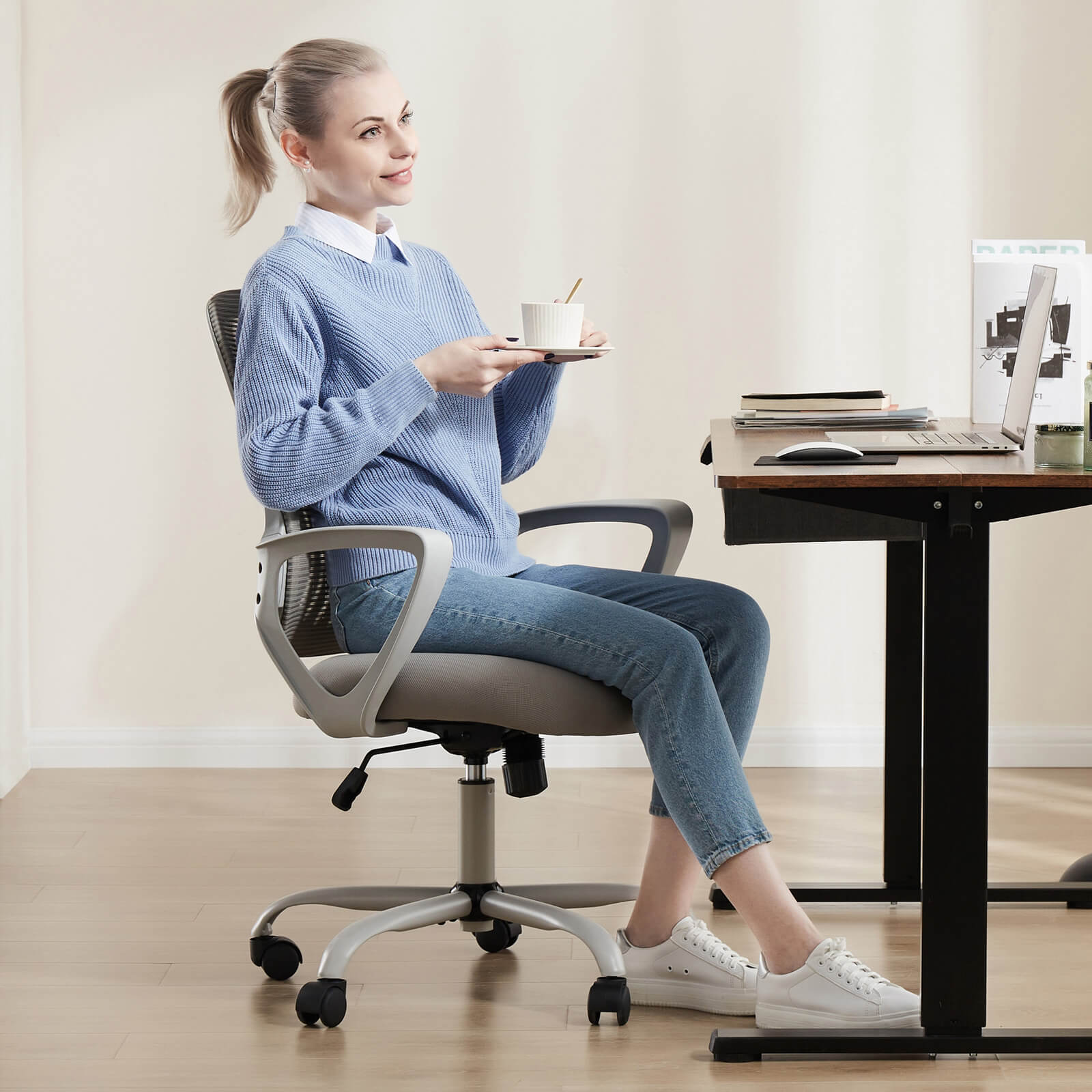 Ergonomic Mesh Drafting Office Chair
