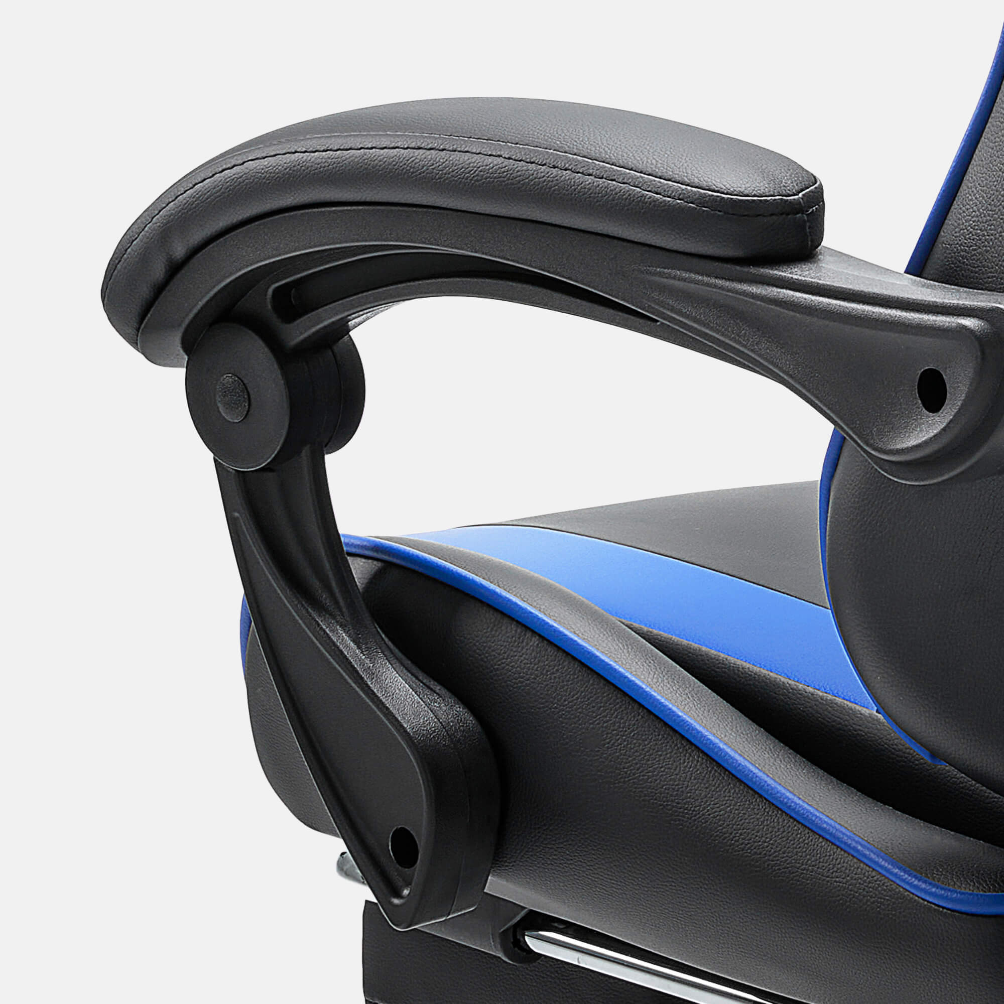 Gaming Chair with Footrest and Lumbar Support
